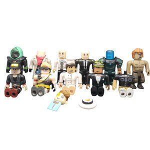 Roblox Toys Action Figures Lot Of 10  Figures Mixed Lot